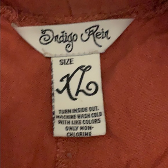 Size XL paper bag shorts - Picture 2 of 3